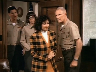 MAJOR_DAD_-_E3X07_EDUCATING_CASEY_399.jpg