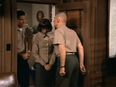 MAJOR_DAD_-_E3X07_EDUCATING_CASEY_415.jpg