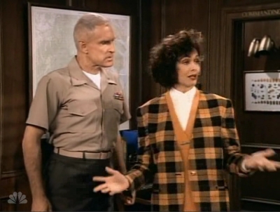 MAJOR_DAD_-_E3X07_EDUCATING_CASEY_438.jpg