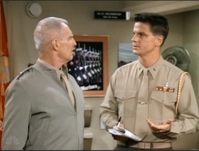 MAJOR_DAD_-_E3X08_LADY_IN_WAITING_081.jpg