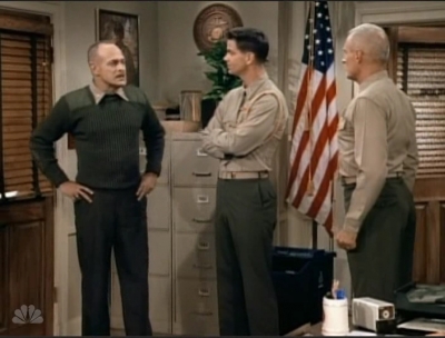 MAJOR_DAD_-_E3X08_LADY_IN_WAITING_152.jpg