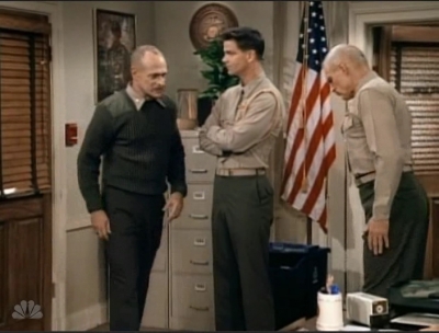 MAJOR_DAD_-_E3X08_LADY_IN_WAITING_154.jpg