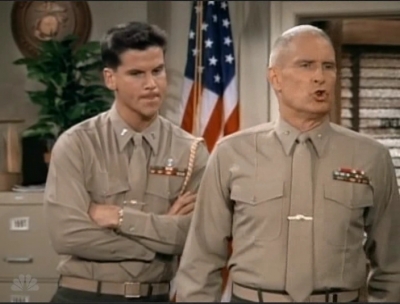 MAJOR_DAD_-_E3X08_LADY_IN_WAITING_183.jpg