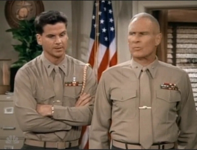 MAJOR_DAD_-_E3X08_LADY_IN_WAITING_187.jpg