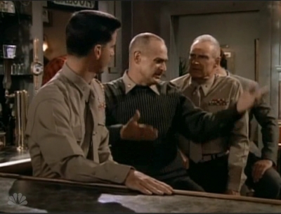 MAJOR_DAD_-_E3X08_LADY_IN_WAITING_214.jpg
