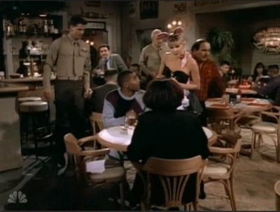 MAJOR_DAD_-_E3X08_LADY_IN_WAITING_220.jpg