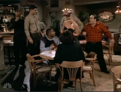 MAJOR_DAD_-_E3X08_LADY_IN_WAITING_221.jpg