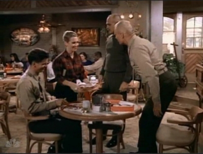 MAJOR_DAD_-_E3X08_LADY_IN_WAITING_241.jpg