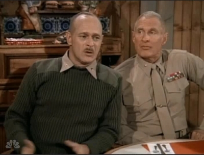 MAJOR_DAD_-_E3X08_LADY_IN_WAITING_285.jpg