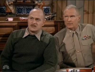 MAJOR_DAD_-_E3X08_LADY_IN_WAITING_332.jpg