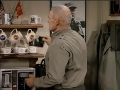 MAJOR_DAD_-_E3X09_GENERAL_UNREST_031.jpg
