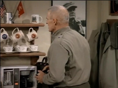 MAJOR_DAD_-_E3X09_GENERAL_UNREST_032.jpg