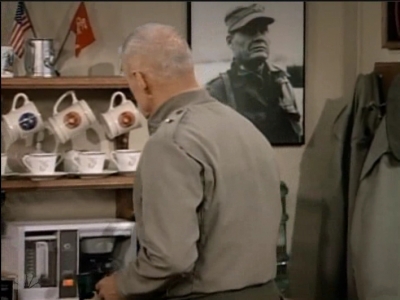 MAJOR_DAD_-_E3X09_GENERAL_UNREST_040.jpg