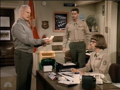 MAJOR_DAD_-_E3X09_GENERAL_UNREST_071.jpg