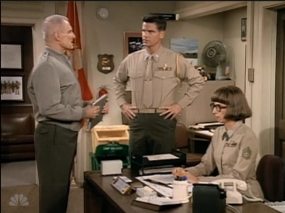 MAJOR_DAD_-_E3X09_GENERAL_UNREST_096.jpg