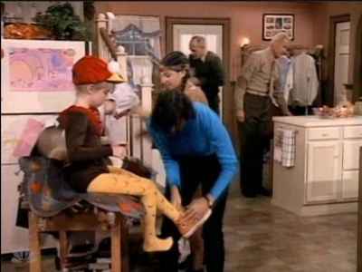 MAJOR_DAD_-_E3X09_GENERAL_UNREST_409.jpg