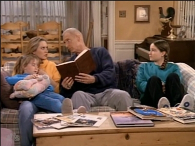 MAJOR_DAD_-_E3X09_GENERAL_UNREST_433.jpg