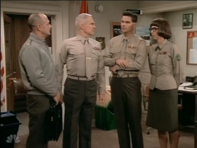 MAJOR_DAD_-_E3X11_ON_THE_LINE_140.jpg
