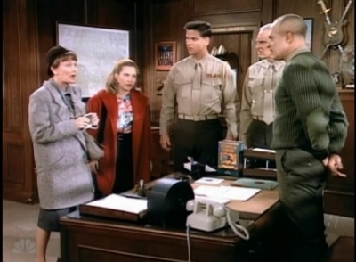 MAJOR_DAD_-_E3X12_THE_SHELL_GAME_100.jpg