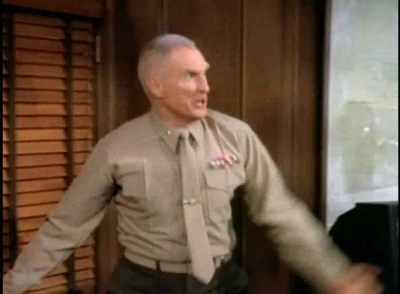 MAJOR_DAD_-_E3X12_THE_SHELL_GAME_123.jpg