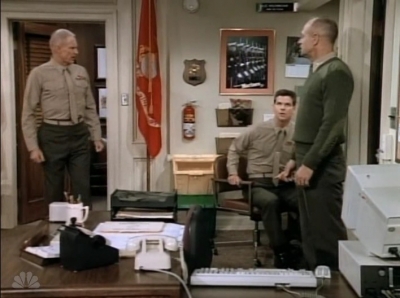 MAJOR_DAD_-_E3X13_WHOS_THAT_BLONDE_012.jpg