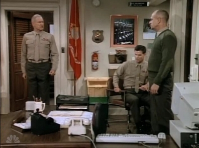 MAJOR_DAD_-_E3X13_WHOS_THAT_BLONDE_015.jpg