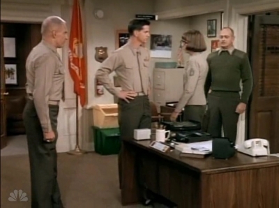 MAJOR_DAD_-_E3X13_WHOS_THAT_BLONDE_080.jpg
