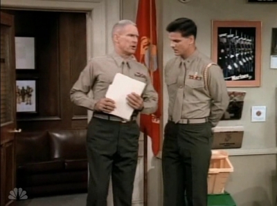 MAJOR_DAD_-_E3X13_WHOS_THAT_BLONDE_156.jpg
