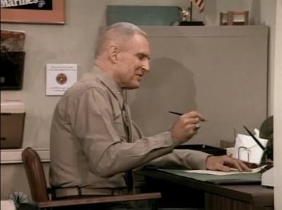 MAJOR_DAD_-_E3X13_WHOS_THAT_BLONDE_247.jpg