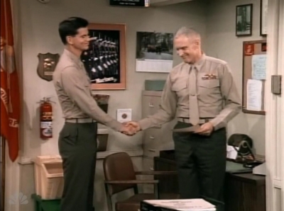 MAJOR_DAD_-_E3X13_WHOS_THAT_BLONDE_310.jpg