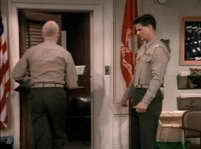 MAJOR_DAD_-_E3X13_WHOS_THAT_BLONDE_336.jpg