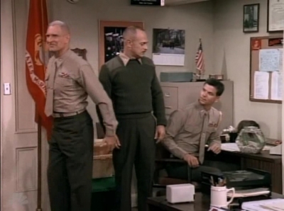 MAJOR_DAD_-_E3X13_WHOS_THAT_BLONDE_347.jpg