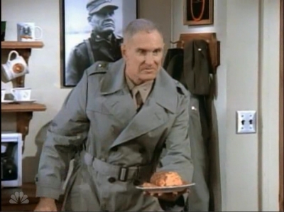 MAJOR_DAD_-_E3X15_THREES_A_CROWD_105.jpg