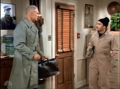 MAJOR_DAD_-_E3X15_THREES_A_CROWD_154.jpg