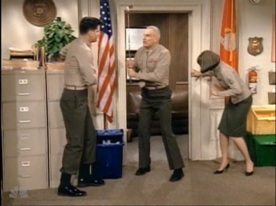 MAJOR_DAD_-_E3X15_THREES_A_CROWD_224.jpg