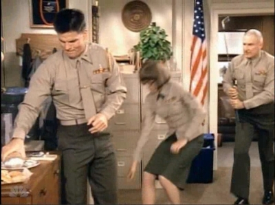 MAJOR_DAD_-_E3X15_THREES_A_CROWD_238.jpg