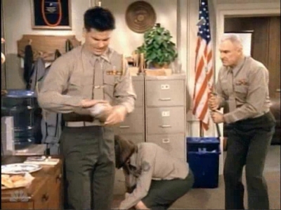 MAJOR_DAD_-_E3X15_THREES_A_CROWD_239.jpg