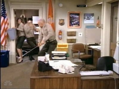 MAJOR_DAD_-_E3X15_THREES_A_CROWD_254.jpg