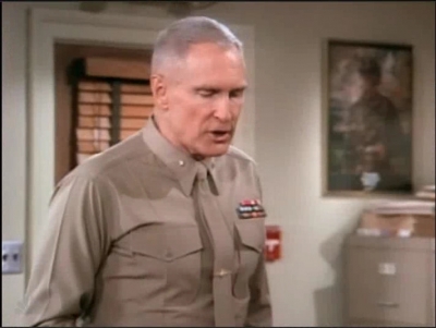 MAJOR_DAD_-_E3X16_THREE_ANGRY_MARINES_207.jpg