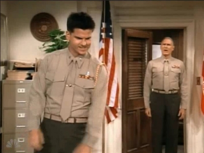 MAJOR_DAD_-_E3X19_WHEN_GUNNY_TALKS_226.jpg