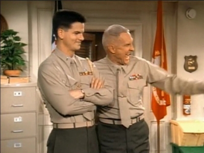 MAJOR_DAD_-_E3X19_WHEN_GUNNY_TALKS_248.jpg