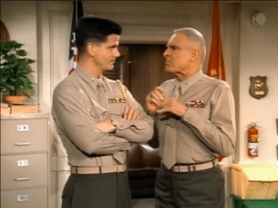 MAJOR_DAD_-_E3X19_WHEN_GUNNY_TALKS_253.jpg