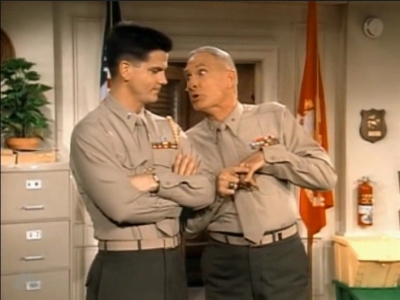MAJOR_DAD_-_E3X19_WHEN_GUNNY_TALKS_256.jpg