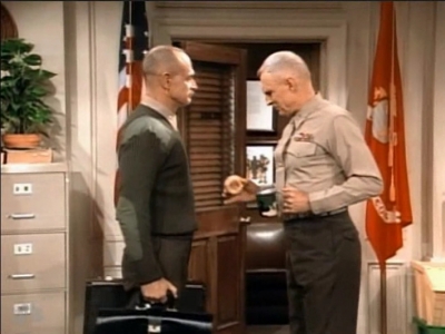 MAJOR_DAD_-_E3X19_WHEN_GUNNY_TALKS_364.jpg
