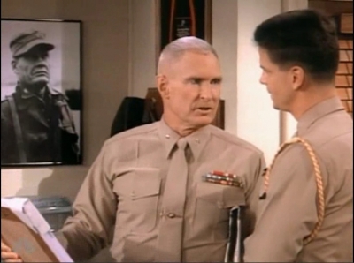 MAJOR_DAD_-_E3X21_SICK_BAY_260.jpg