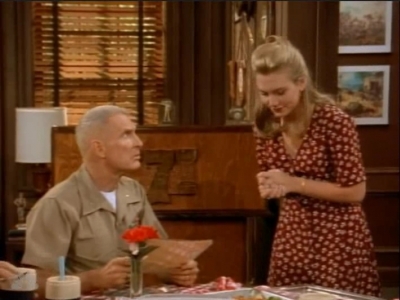 MAJOR_DAD_-_E4X04_CATERED_AFFAIR_186.jpg