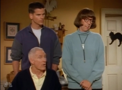 MAJOR_DAD_-_E4X05_THERES_NO_PLACE_LIKE_FARLOW_211.jpg