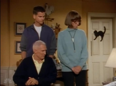 MAJOR_DAD_-_E4X05_THERES_NO_PLACE_LIKE_FARLOW_216.jpg