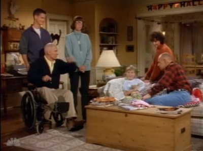 MAJOR_DAD_-_E4X05_THERES_NO_PLACE_LIKE_FARLOW_221.jpg