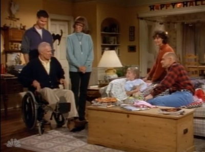 MAJOR_DAD_-_E4X05_THERES_NO_PLACE_LIKE_FARLOW_223.jpg